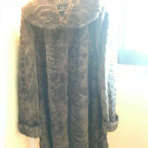 Brand new genuine brown mink coat - Size S